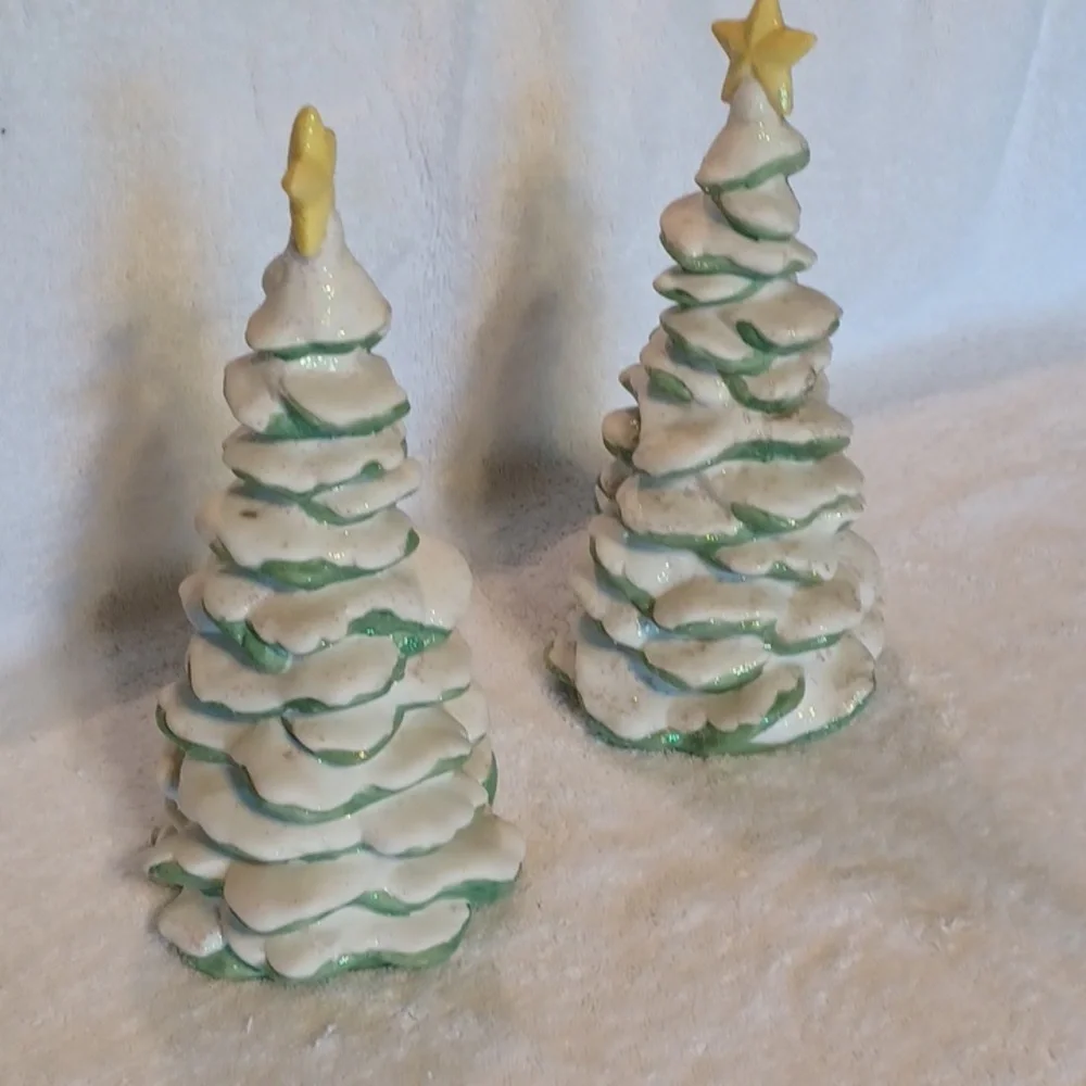 Ceramic Christmas tree 2 trees 9 inches tall